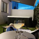 Garden Leoma With Free Parking! * Zára