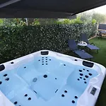 Garden Leoma With Free Parking! Zára