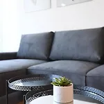 Garden Leoma With Free Parking! Apartman *