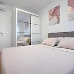 Apartman Garden Leoma With Free Parking! *