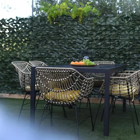 Garden Leoma With Free Parking! * Zára
