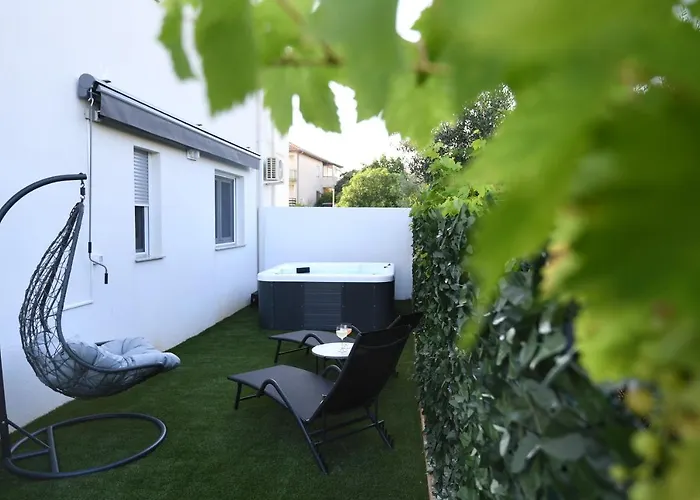 Garden Leoma With Free Parking! * Zadar