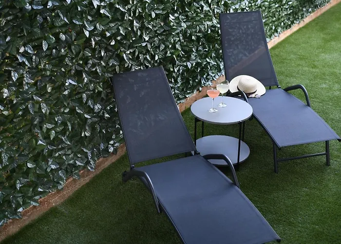 Garden Leoma With Free Parking! Apartment *